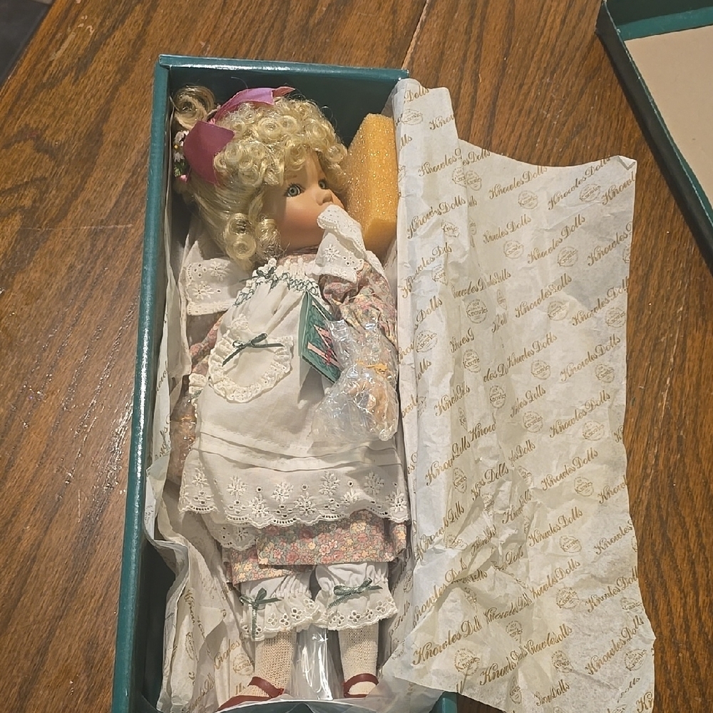 Knowles China Doll Mother Goose